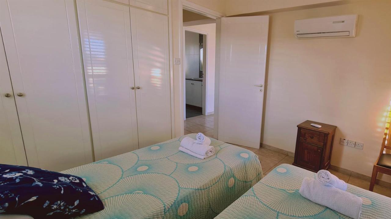 Stay Sunshine Apartment Paralimni Exterior foto
