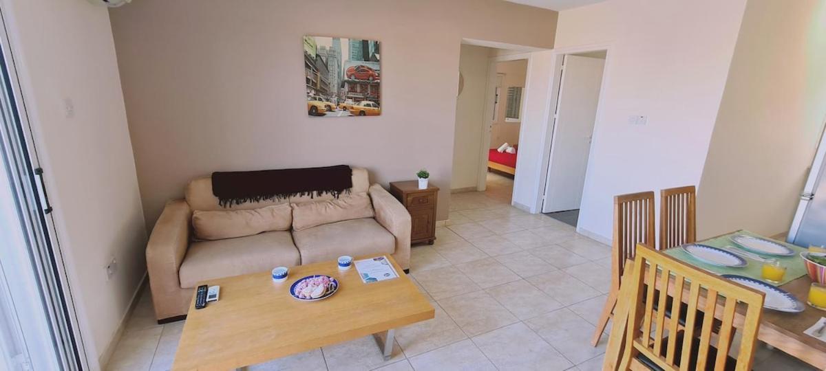 Stay Sunshine Apartment Paralimni Exterior foto