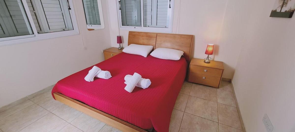 Stay Sunshine Apartment Paralimni Exterior foto