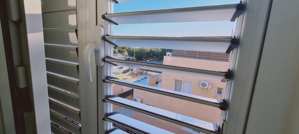 Stay Sunshine Apartment Paralimni Exterior foto